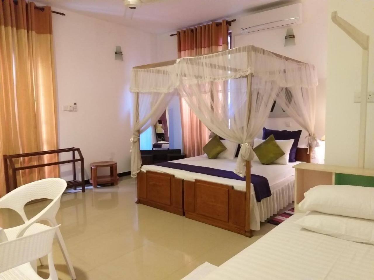 Cosy Nest Home Stay Negombo Pokoj fotografie